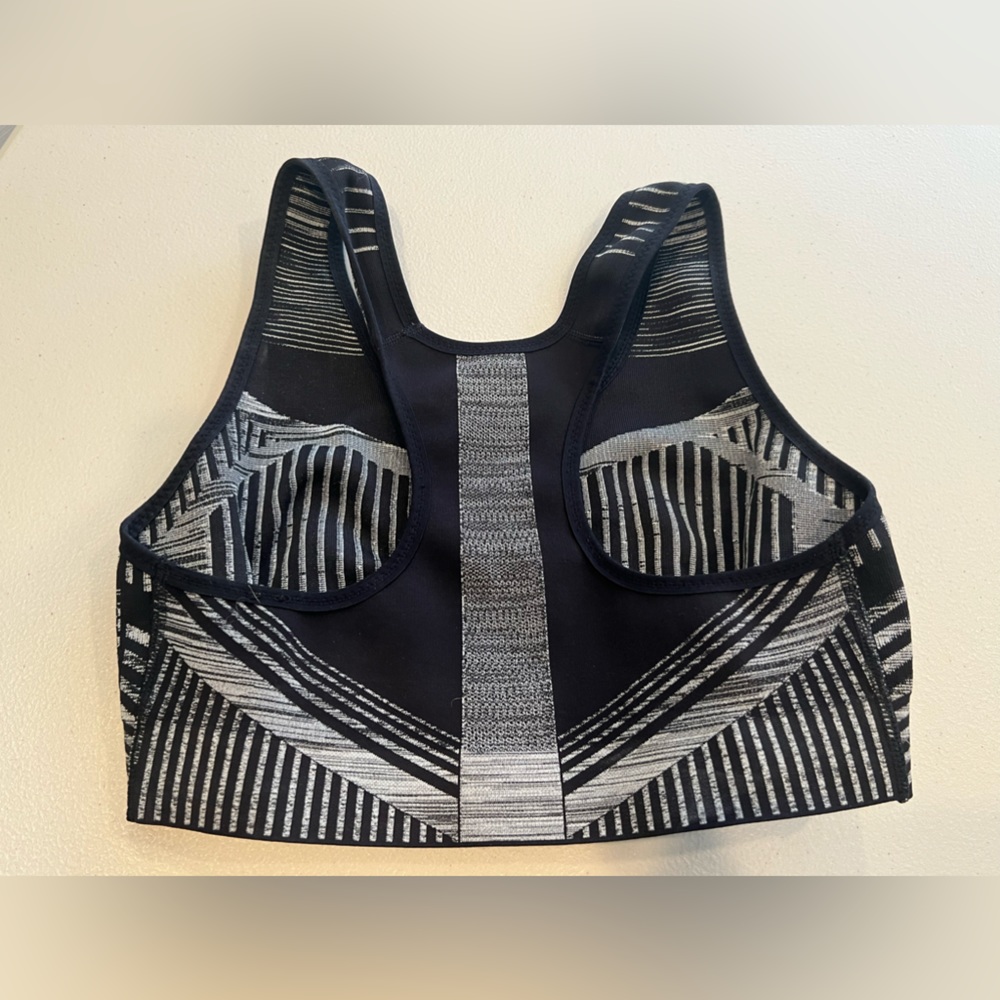 Nike sports bra black/white/grey M - Picture 2 of 4